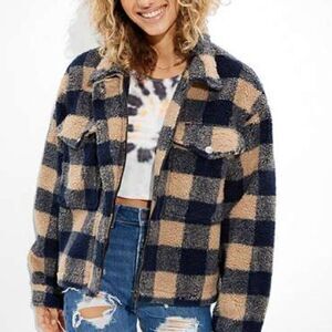 NWT American Eagle Checkered Zip-Up Sherpa Shacket